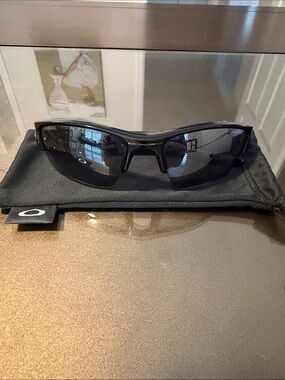 Oakley Black FLAK Sport Shield Sunglasses with Smoke lenses. Oakley pouch inc.